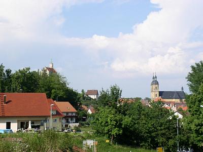 Blick auf Basilika und Burg Gößweinstein